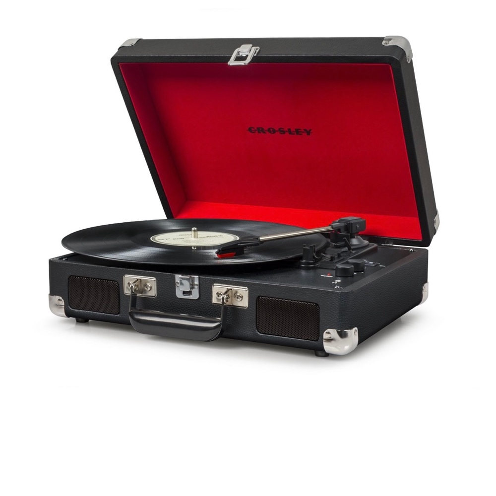 NEW Crosley record player! Comes with built in speakers and Bluetooth